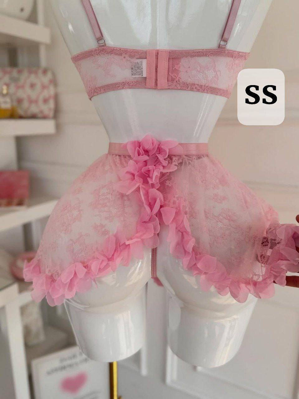 موديل قصير 90الف محلات ss بضاعتنا اصلي لانتعامل شعبي


**إذا كنت صاحب هذا الإعلان وتريد حذفه لأي سبب، رجاءا أرسل رسالة إلى الدعم الفني**