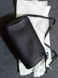 حقيبة • للبيع