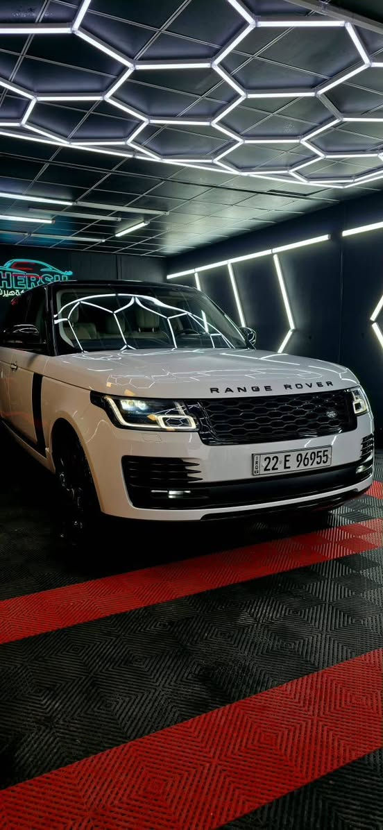 ﷽
🧿 
Range rover Vogue 2018 Autobiography    
----------------------------
‏‎رانج روفر فوگ 2018  
‏‎ بنزين_وكاله ضمان دولي شركة سردار
بيع فقد
‏‎6 سلندر بانزين    🧿
‏‎سياره كلش حلوه نظافتها ١٠٠٪؜ فول 🩵
‏‎110 الف كيلو متر حقيقي  👍🏼
_____________________________
‏‎                  
( مواصفات)
‏‎( _سقف بلادي جلد
‏‎_حاصه_ثلاجه _باب شفط_سندوق شفط
‏‎_دوسات كهرباء -رادار_)
باقي المواصفات معروفة فول فول🧿
----------------------------------
‏‎سياره كلها بشرط مابيه صبغ مابيه رصعه مابيه شخط
‏‎حته دعاميات بشرط  
---------------------------------------
‏‎گير و محرك بشرط 
-------------------------------------
‏‎دبلات جوبات كل بشرط مابيه خلل
‏‎٤ تاير و ويل مال شركه
‏‎سياره بسمي
‏‎
مكان (اربيل )🏙️

‏‎سعر 440$   بي مجال للطيبين

‏‎رقم_[***********]📲
