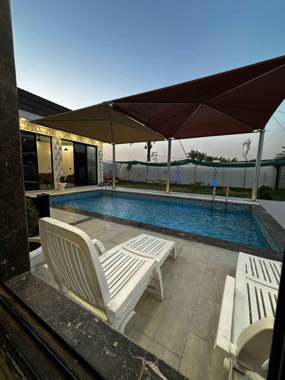 سلام عليكم مزرعه في منطقه الدوره البوعيثه متوفره طيله ايام الاسبوع للحجز  ***********
ونستقبل العوائل والشباب والكروبات

علما المزرعه موثقه بتطبيق اجرلي
