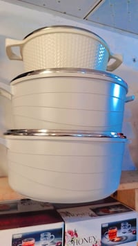 بضاعة جديدة • أسعار مناسبة • مجاور كوزمتك برهومي