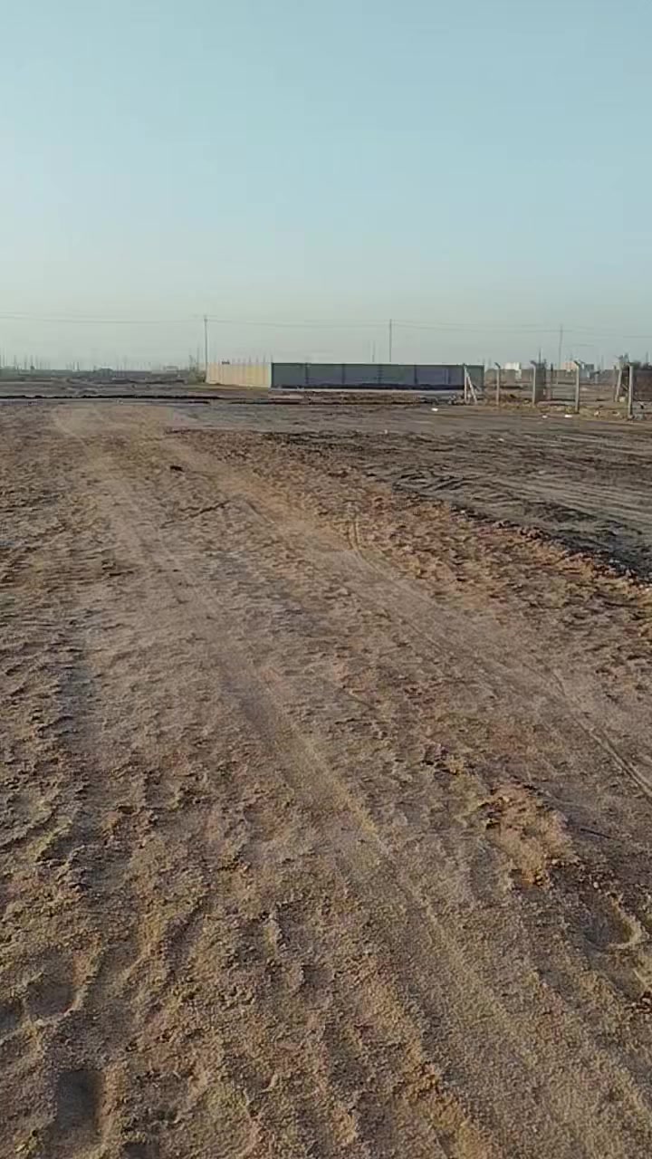 السلام عليكم فرصه لاتفوته من ايدك
بيت للبيع في منطقه حي الجوادين بالنزله الثانيه خلف شارع المستوصف البيت هيكل مسگوف وكامل التفاصيل داخل الفيديو بسعر مناسب للاستفسار الاتصال على الرقم التالي ***********
***********
