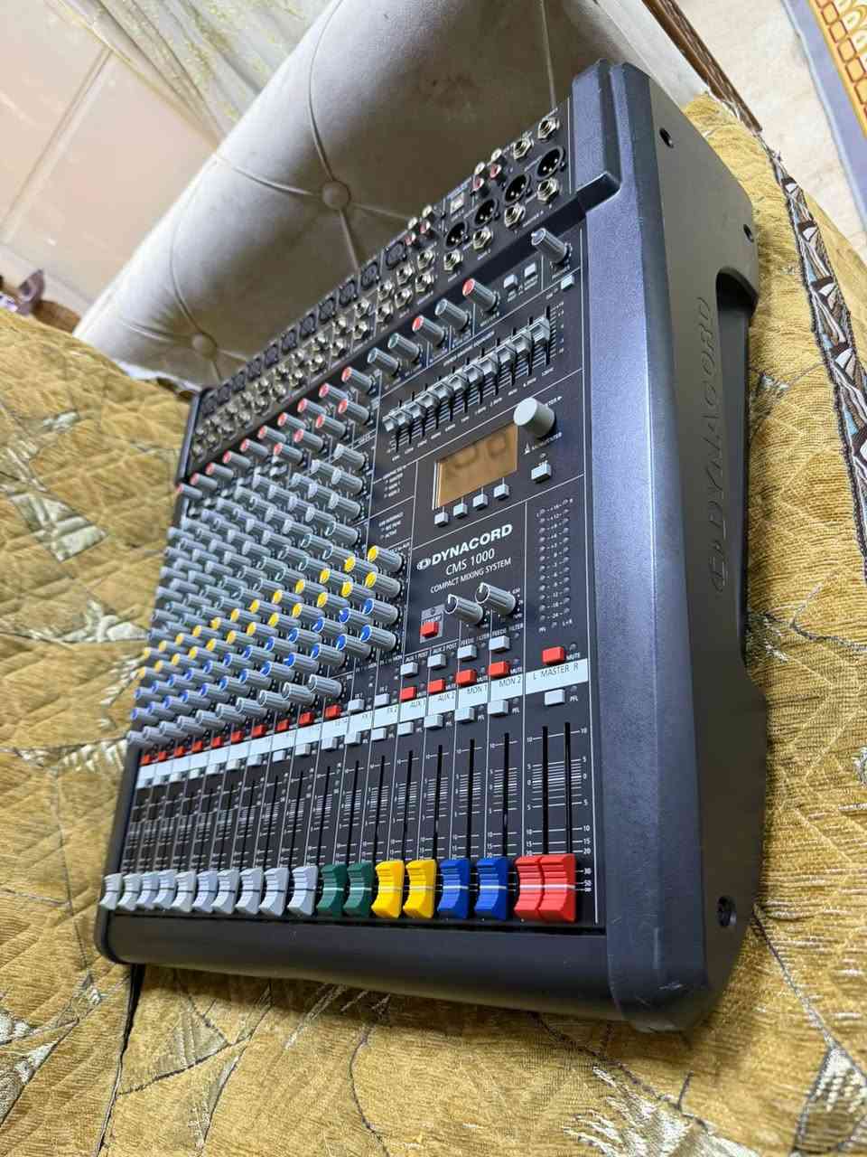 اصلي اصلي جهاز كلش نضيف مكان بغداد ***********
