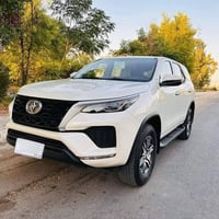 فورجنر ٢٠٢٢ • دفع رباعي • محرك ٢٧٠٠