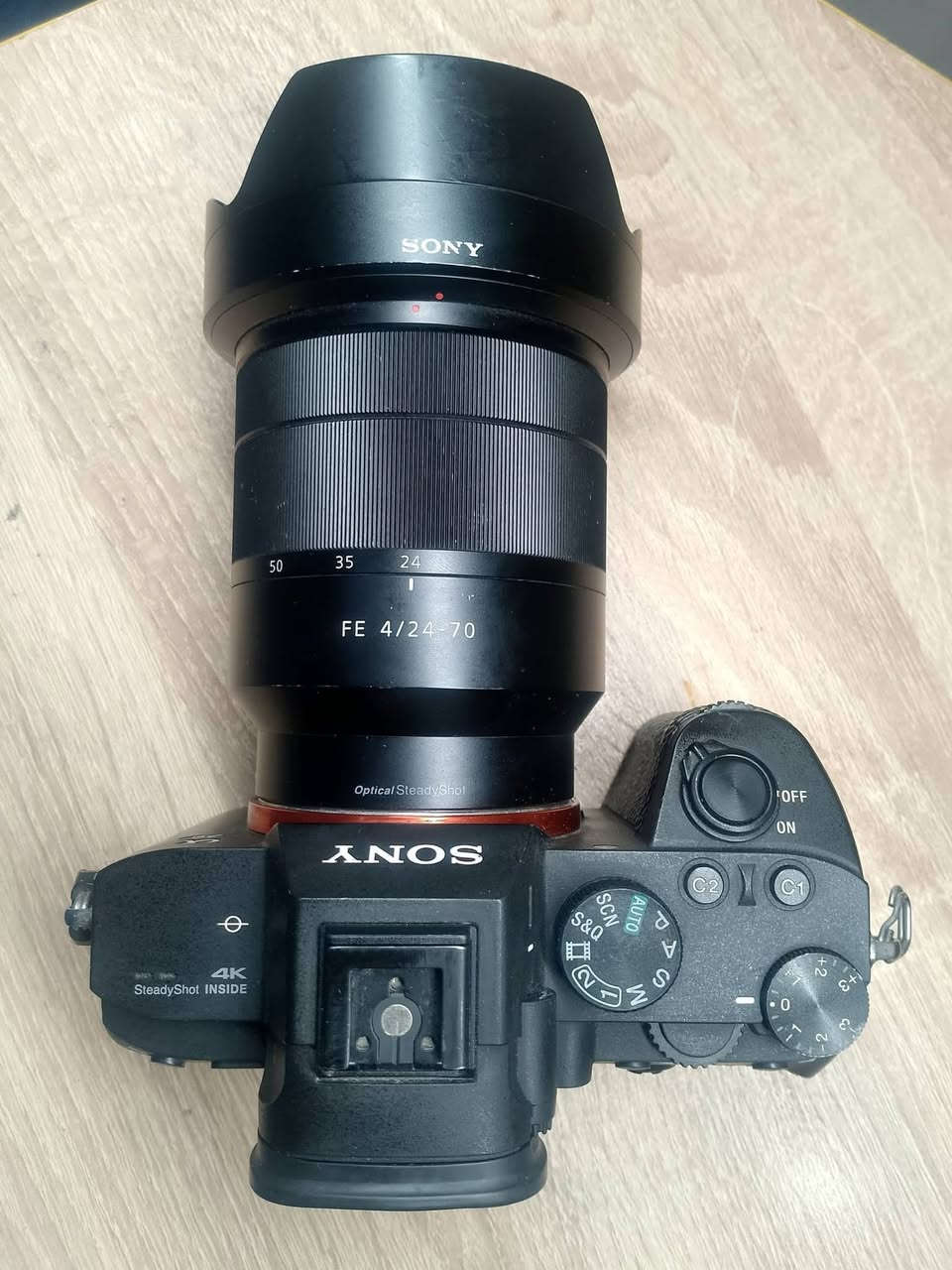 A7r3
ملكه الصور 
للبيع الكاميرا انظف من الصور توصلك وتشوف
عارضها ب 1800 هيه والعدسة مالتها 24:70 f4
مكاني نجف
***********
