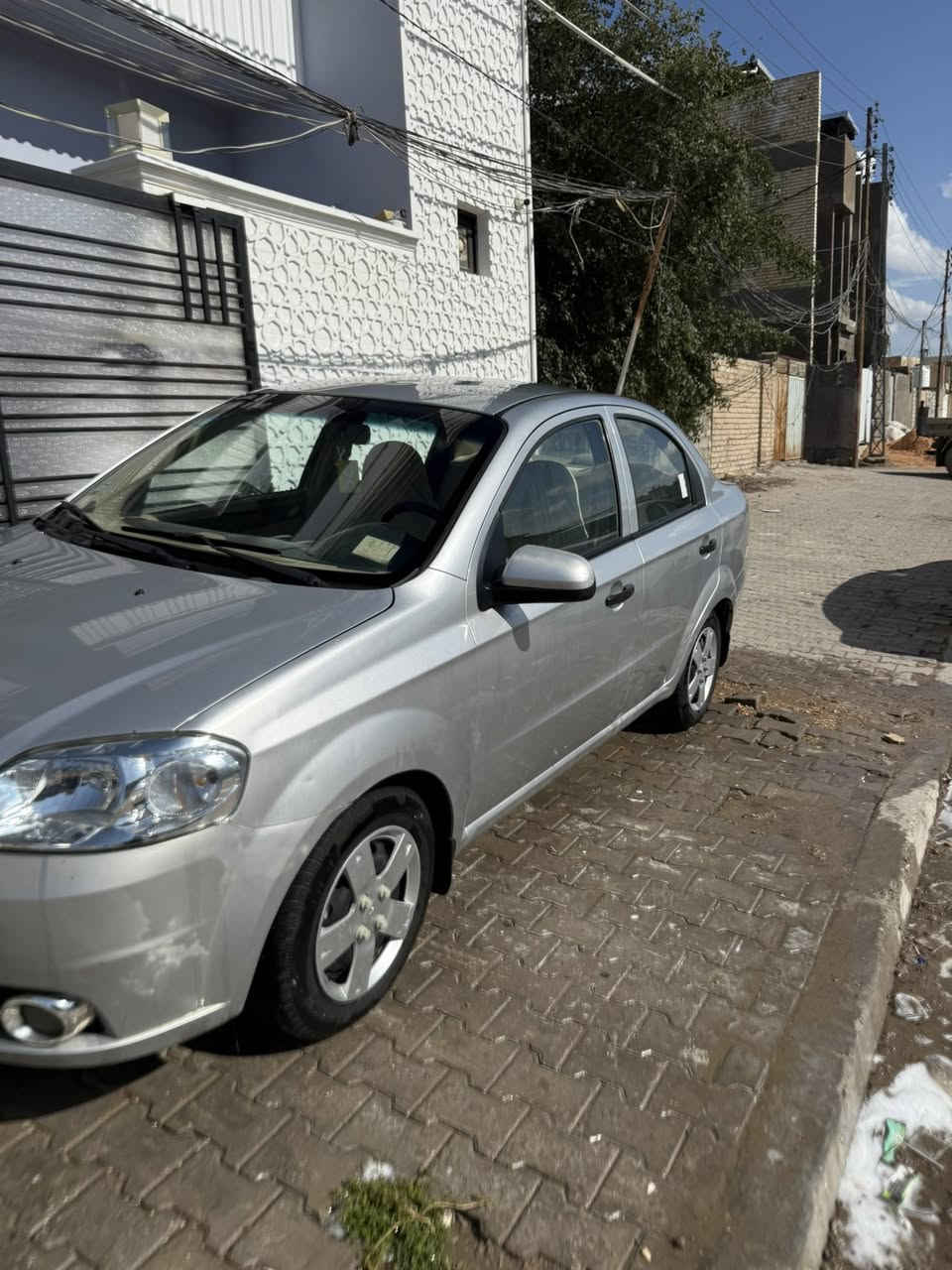 سلام عليكم افيو مديل 16 مسكر محرك 1600 مكفوله  لسياره جديده كلش شرط ترايك زيرو مكفوله من صبغ وفتح وتبديل كير مكينه كله جديد حداديه شرط تراي زيرو فول لسياره حتى اي بي اس. السعر 76 وبيه مجال بصيط مكان السياره نجف حي الجمعيه  رقم السياره ذي قار بسمنه يعني مداور بل نجف سنويه ما صاقطه لاتصال ***********
