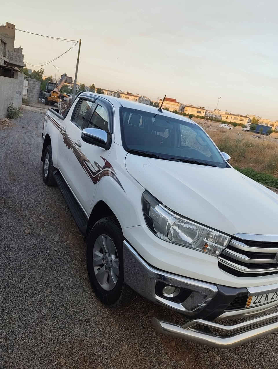 Toyota Hilux 2020

دەبل ئەکسل 4 پستن سەیارەکی جوانە لەسەر
 دەقی شەریکەیە   سەید نهرۆ  km168 رۆیشتیە گێر مەکینە هەمووگیانی بەشەرتە
  سبوخی نیە لێدانی نیە رەقەم سەنەوی نوێیە 
سێ جێی قەلەم کاریە باقی هیچی نیە

277$ وەرەقە 

***********
*********** أربيل, العراق
