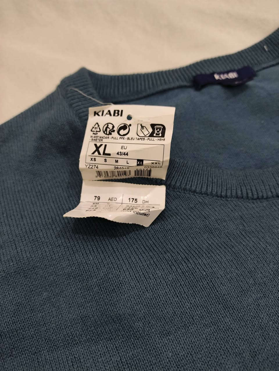 KIABI ✔️✔️ 
باله اوريجنال 💯💯 
النظافة 💯💯 
جديد غير مستخدم 
XL القياس 
62cm عرض الصدر 
70cm الطول 
يتوفر توصيل 6 الاف لجميع محافظات العراق 🚙


**إذا كنت صاحب هذا الإعلان وتريد حذفه لأي سبب، رجاءا أرسل رسالة إلى الدعم الفني**