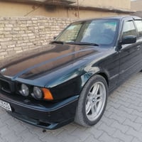 من رخصة الادمن سيارة BmW رقم بغداد دولي حجم530كير اوتو لون زيتوني غرفة...