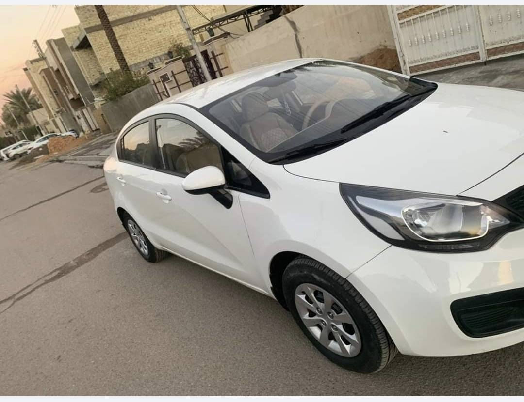 السلام عليكم كيا ريو 2014
وراد خليجي محرك 1600 لون الداخل بيجي 
بي صبغ الجاملق الامامي جهه اليمين  ماشيه  172 رقم بغداد مكان بغداد السعر 98 وبيها مجال بسيط
الاستفسار اتتصل على الرقم
***********
