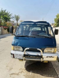 كيا بستا • ١٩٩٤ • سنوية