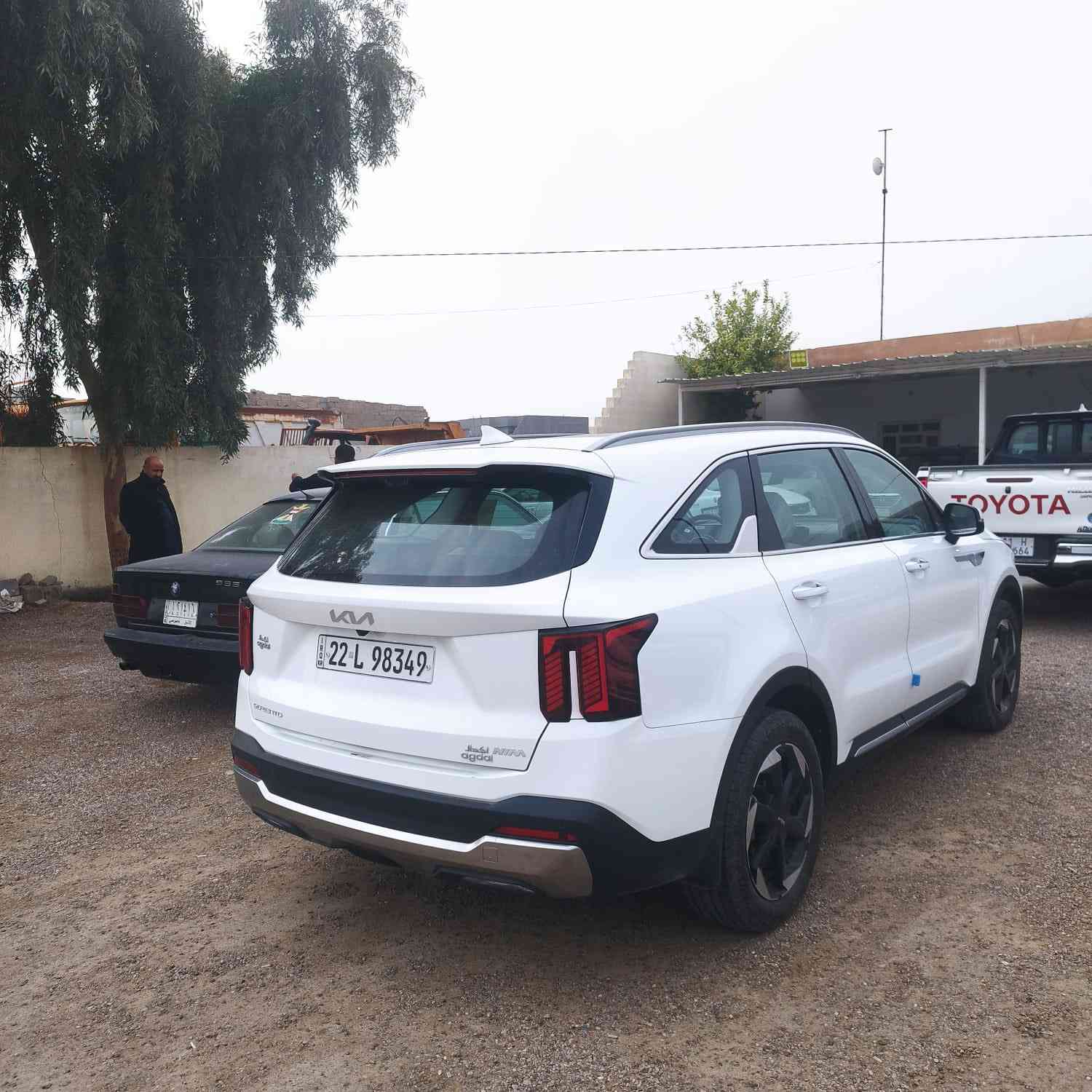 سورنتو للبيع موديل ٢٠٢٥ 
ماشيه ٢٨ الف 
تبريد وتدفئة الكشنات 
ثلاث قطع تبريد 
سبه راكب 
بنراما ويل ١٩ 
رادار امامي 
ماريه عاكسه 
وباقي الموصفات معروفه 
مكان الأنبار الفلوجه 
رقم المبايل ***********/***********
