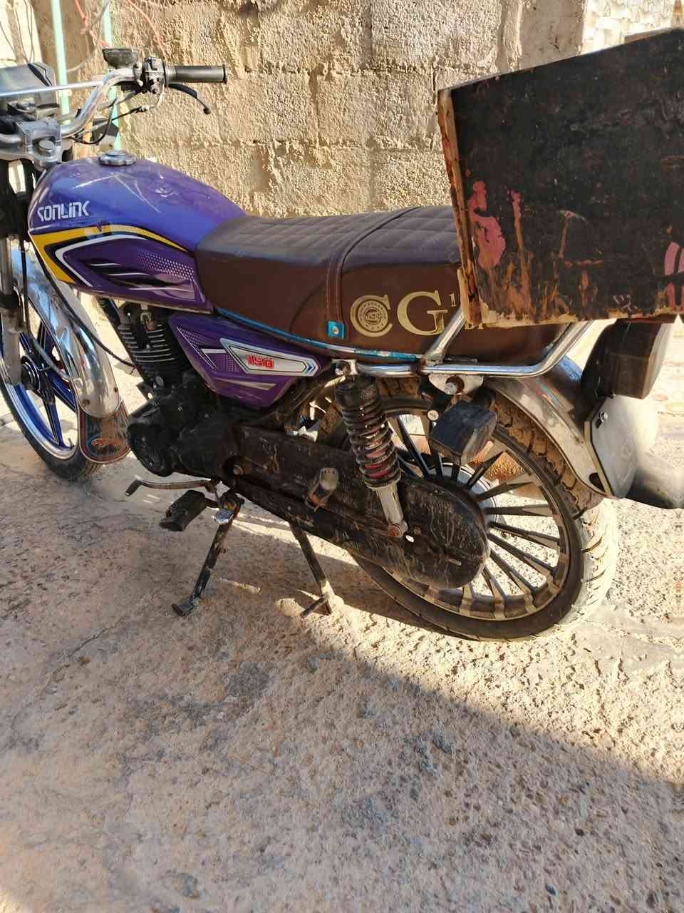 لبيع موديل 24رقم ***********
