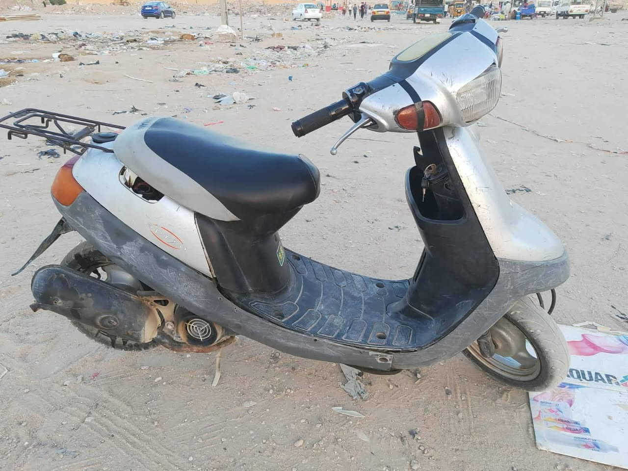 السلام عليكم دراجه بطه للبيع 
السعر 120 .الرقم .***********
دراجه مكينته حلوه 
كهربائيات كامله 
سلف وهندر شغاله
