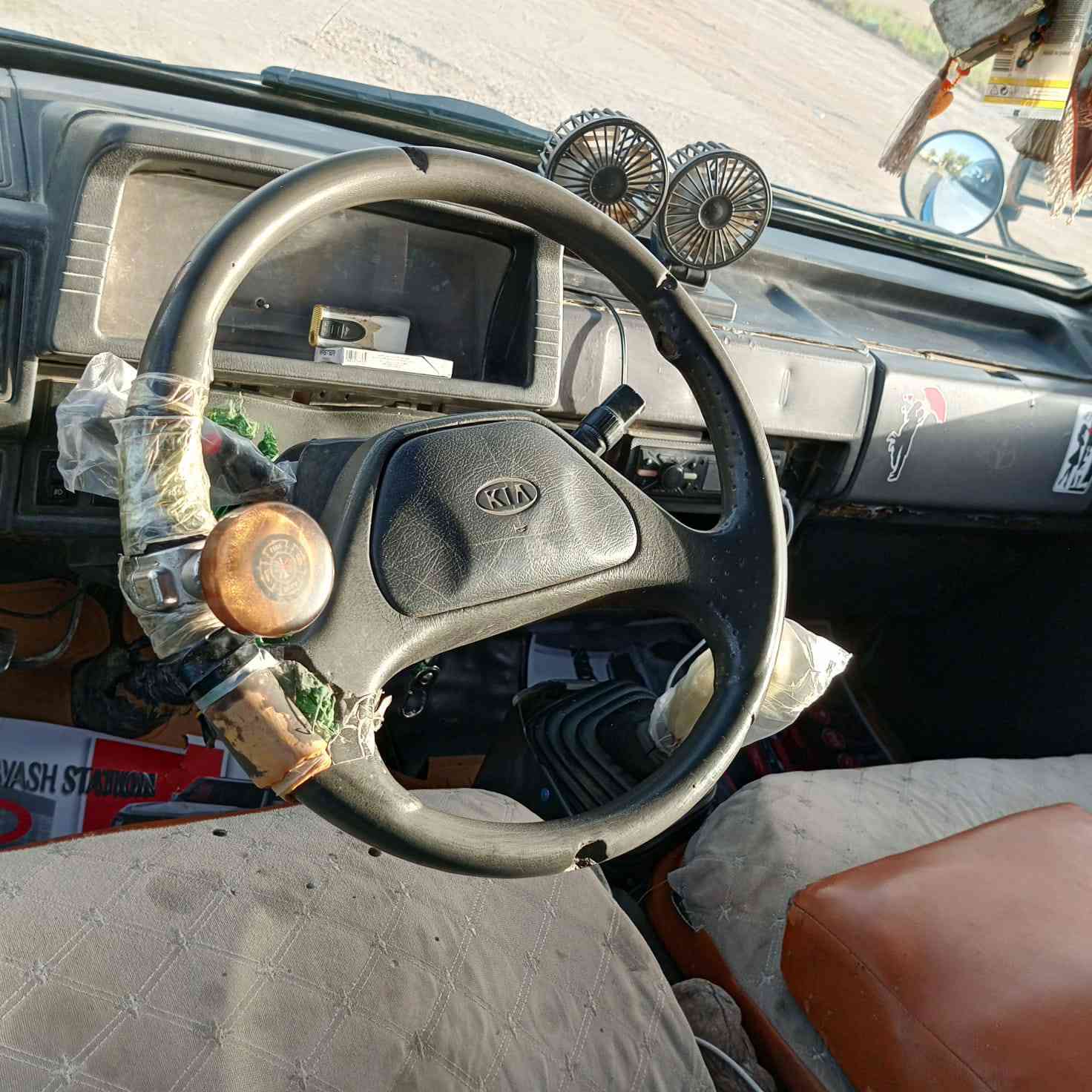 سلام عليكم سياره لبيع موديل 94 كير مكينه  اكسن مكفوله مداور ثاني يوم سنويه 28    ***********
