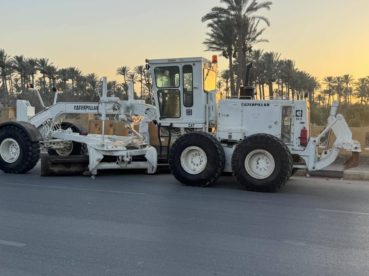 ● فرصة للبيع ؛  جريدر  CATERPILLAR  14G  بحالة الزيرو موديل 91 وارد  الولايات المتحدة  🇺🇸 
●  حاله نادرة ما فيش احسن من كدا  !!! ✅
● دهان الشركة الأصلي جميع الاجزاء بحالة الوكاله ✅
● محرك ديزل ، جير بوكس ، جميع الطلمبات فحص ممتاز جدا 100‎%✅
● / أيوب لتجارة الاليات والمعدات الثقيلة👌
العنوان – ابورواش – القاهرة - مصر 🎯
● امكانية التوصيل الى جميع الدول  🌍
التواصل للجادين فقط⛔
● للتواصل  فون  00201228555880 مصر
او وتساب خلال الرابط  Wa.me/+1228555880


**إذا كنت صاحب هذا الإعلان وتريد حذفه لأي سبب، رجاءا أرسل رسالة إلى الدعم الفني**