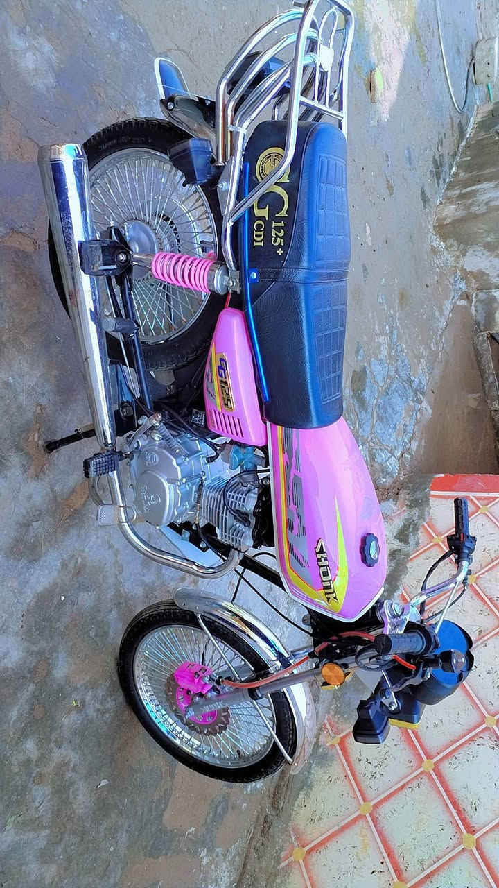 يا الله السلام عليكم دراجة البيع تايكر سونك الأصلي موديل ٢٥ مكفوله كفاله عامه أوراق كامله الدراجه جديده وحلو شرط انضف من الصوره لون مميز شرط زيرو كهربيات كله شغال 725/ وبيه مجال الشراي يتصل وبيه خير ويدلل ***********
