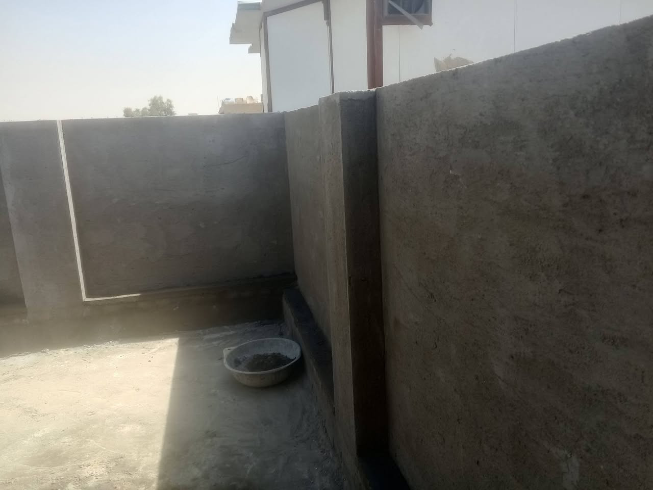 السلام عليكم كادر لباخين اسمنت متفرغ حاليا/ ***********
لبخ سقل 6000
تصفير مساطر 7000
اجراره6000
لبخ وطلس قاطين 7500
تشميع داخلي 2000
تشميع خارجي 3000

