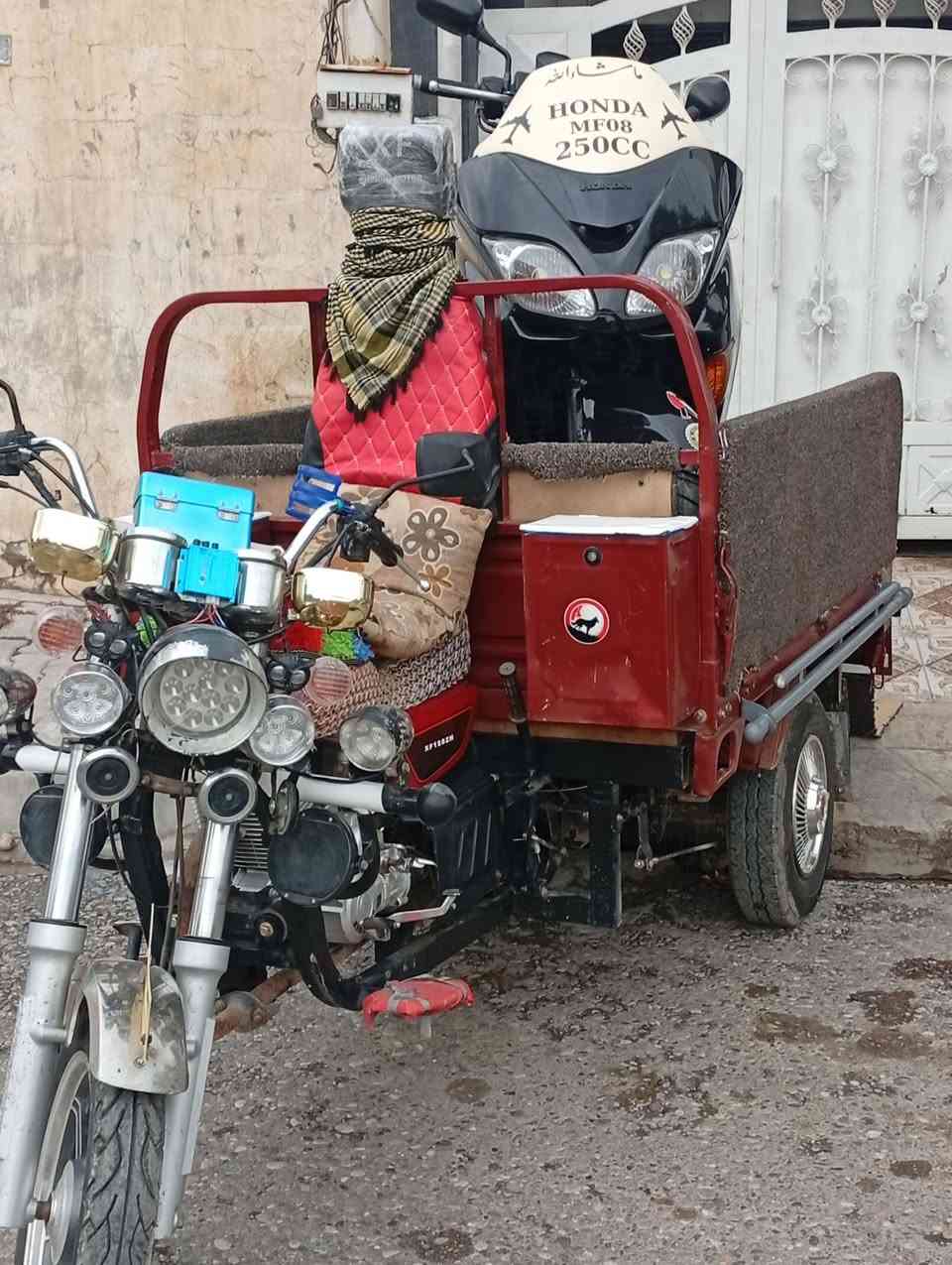 السلام عليكم ستوته للبيع موديل20 ركبه شرط محرك شرط تايارات جوبلس السعر1825لموسراي لا يكسر بسعر ***********
