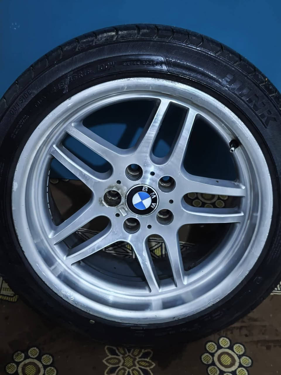 سلام عليكم ويل كب ام حجم 18 بي تخم تاير جديد بي لويل لخلفي بي تصليح م سعر 250 قفل مكان نجف تواصل عن طريق ***********
