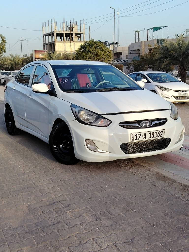 سلام عليكم.     السعر 82
اكسنت 2013
محرك1600 مكينه وكير مكفولات 
رقم دولي بسمي السياره جاهزه بيهه قطع صبغ ابيع حزام  مكاني نجف الشراي يتصل
*********** النجف, العراق
