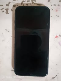 آيفون XS ماكس • ٥١٢ • ايكلود مقفل