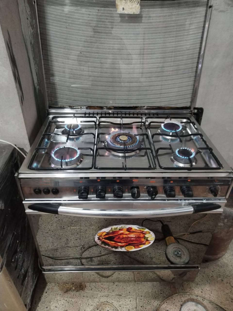 أغراض منزلية للبيع بأسعار مناسبة ***********
