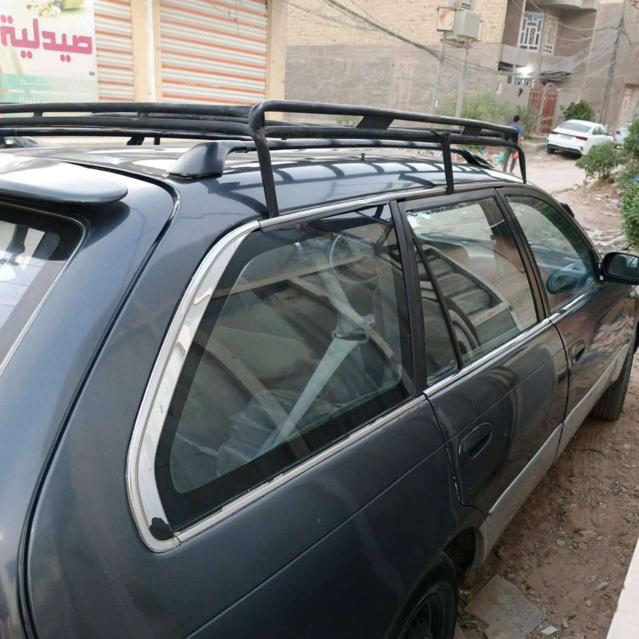 كورلا موديل 92 للبيع السعر 45 وبيها مجال رقم انكليزي هزة جديدة باسمي مكاني النجف الاشرف 
رقم التلفون *********** للتواصل
