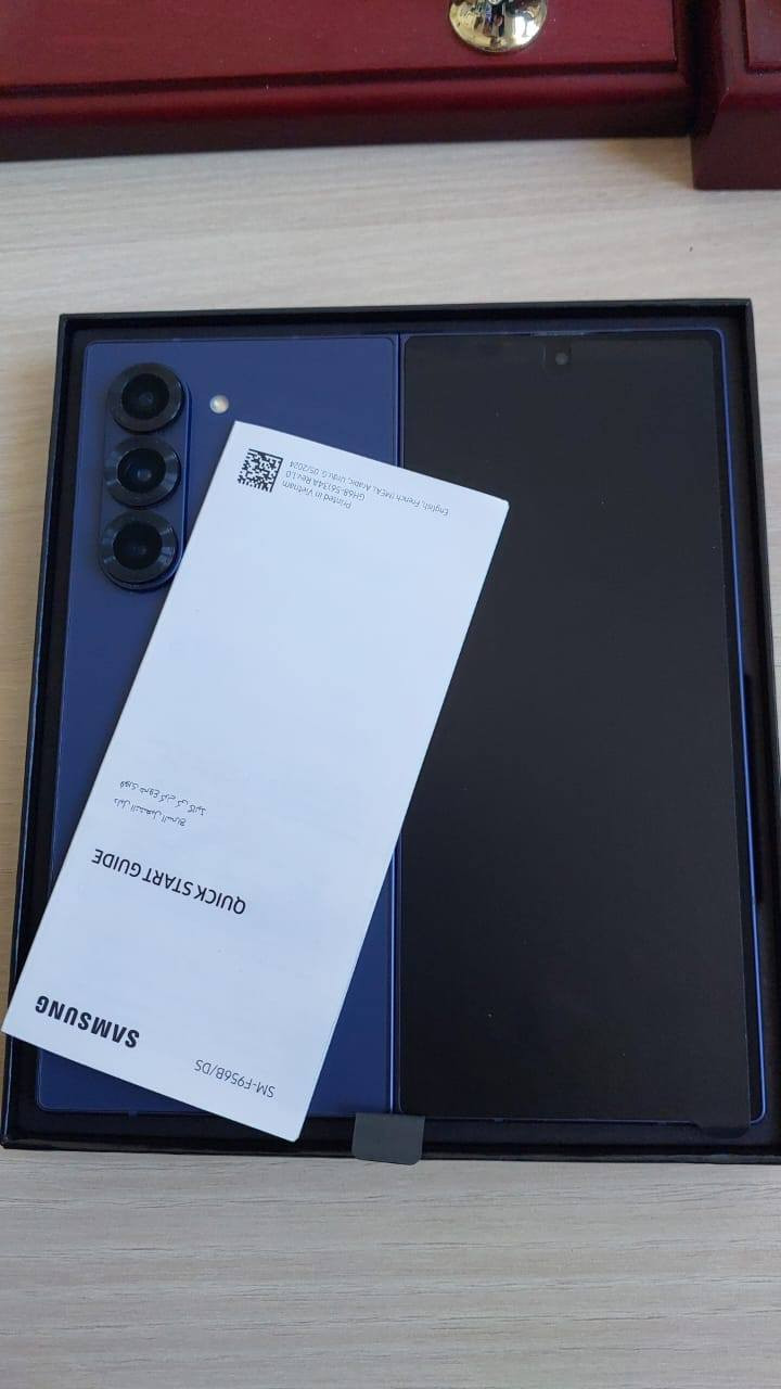 Zfold 6
Blue , 256
Almost new
ضمان عين الفهد 
بيع او مراوس على Zfold7
***********
