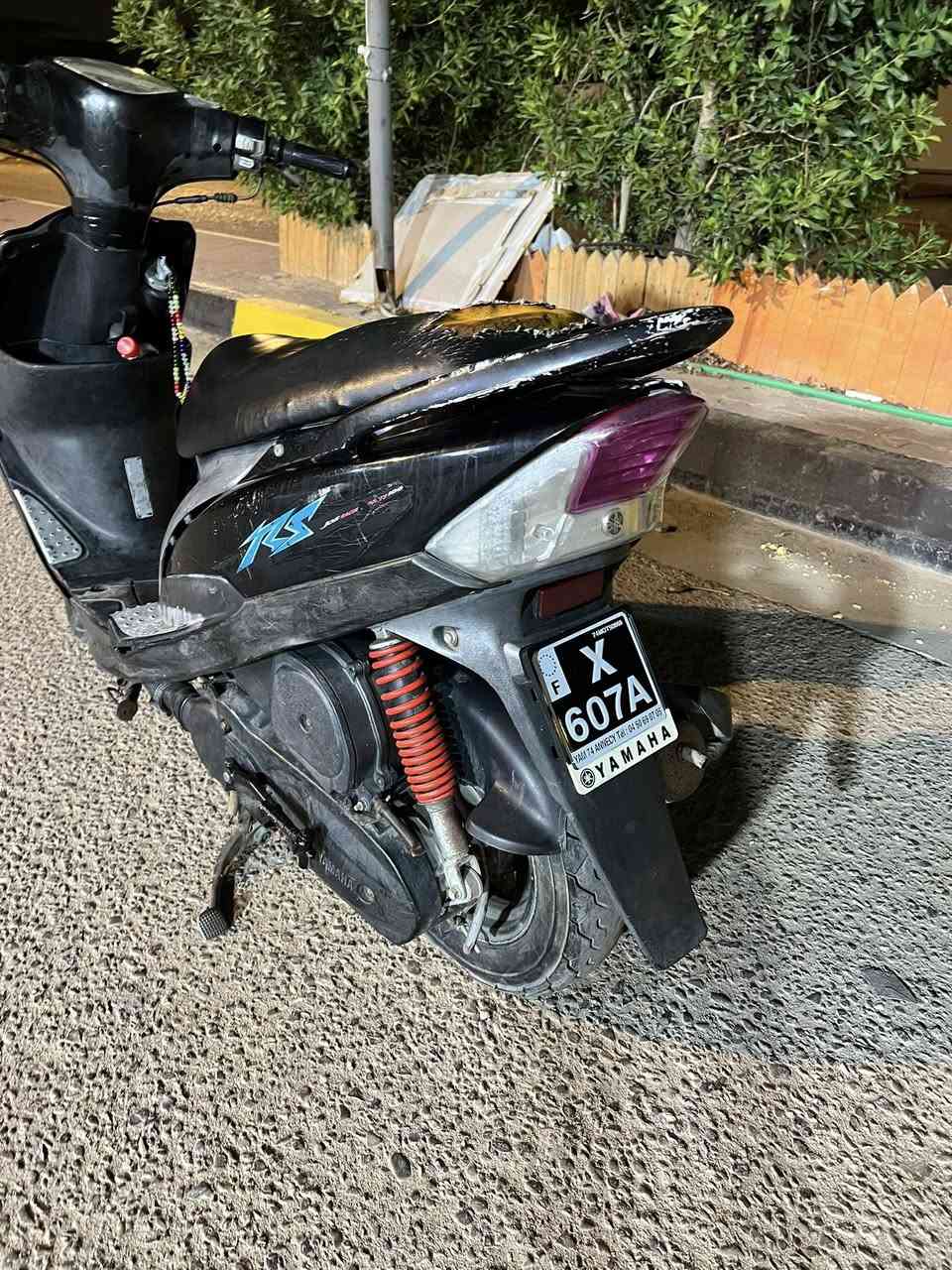 سلام عليكم ماكس عدله للبيع الدراجه كلشي شغال بيهة سلف هندر لايت زنون اشاير سكنات كلشي شغال الدراجه مختمه ويه المكينه الدراجه مفتوحه ولفات بلاديه من دراجه ثانيه فقط و الباقي كفاله  السعر ٦٠٠ و بيهة شي بسيط حك الجيه العنوان البصره حي الخضراء مقابيل معهد النفط الرقم ***********
