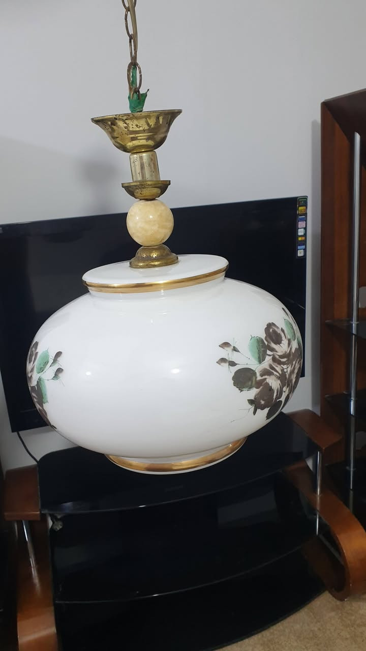 ثريات سقفية عدد 2 سعر 20 نهايته واكو توصيل


**إذا كنت صاحب هذا الإعلان وتريد حذفه لأي سبب، رجاءا أرسل رسالة إلى الدعم الفني**