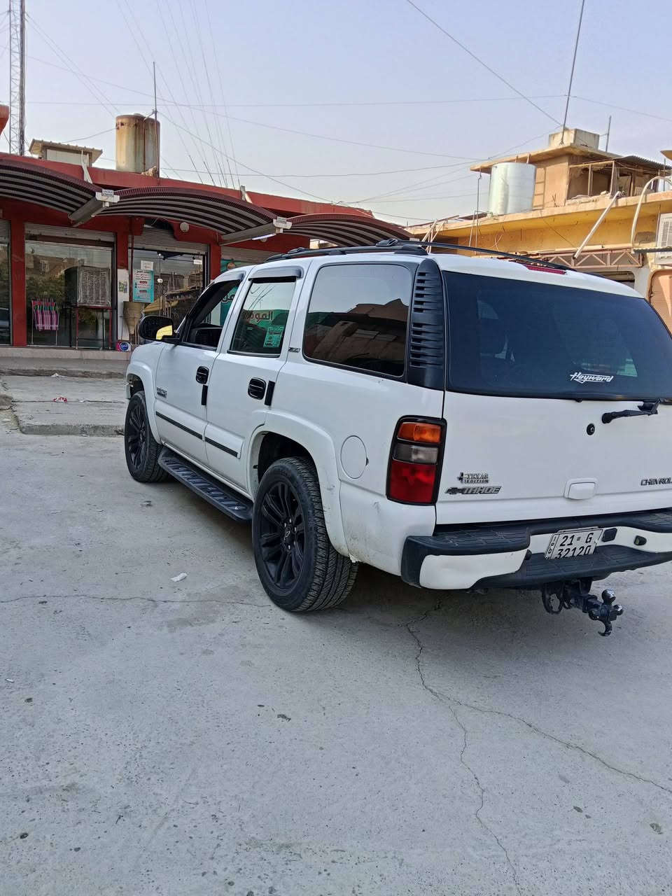 السلام عليكم تاهو 2004خليجي رقم سليمانية بسمي بدون حادث بيه بارد باب سايق بصيط والباقي جاهز شرط تفحص مكان سيارة بغداد دورة هاتف (***********)  سعر سيارة (133) تحياتي
