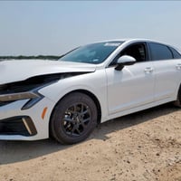 للبيع K5 2025 على حالته  مواصفات LXS سياره جديده مشي ٢٨٠٠ميل  سياره يت...