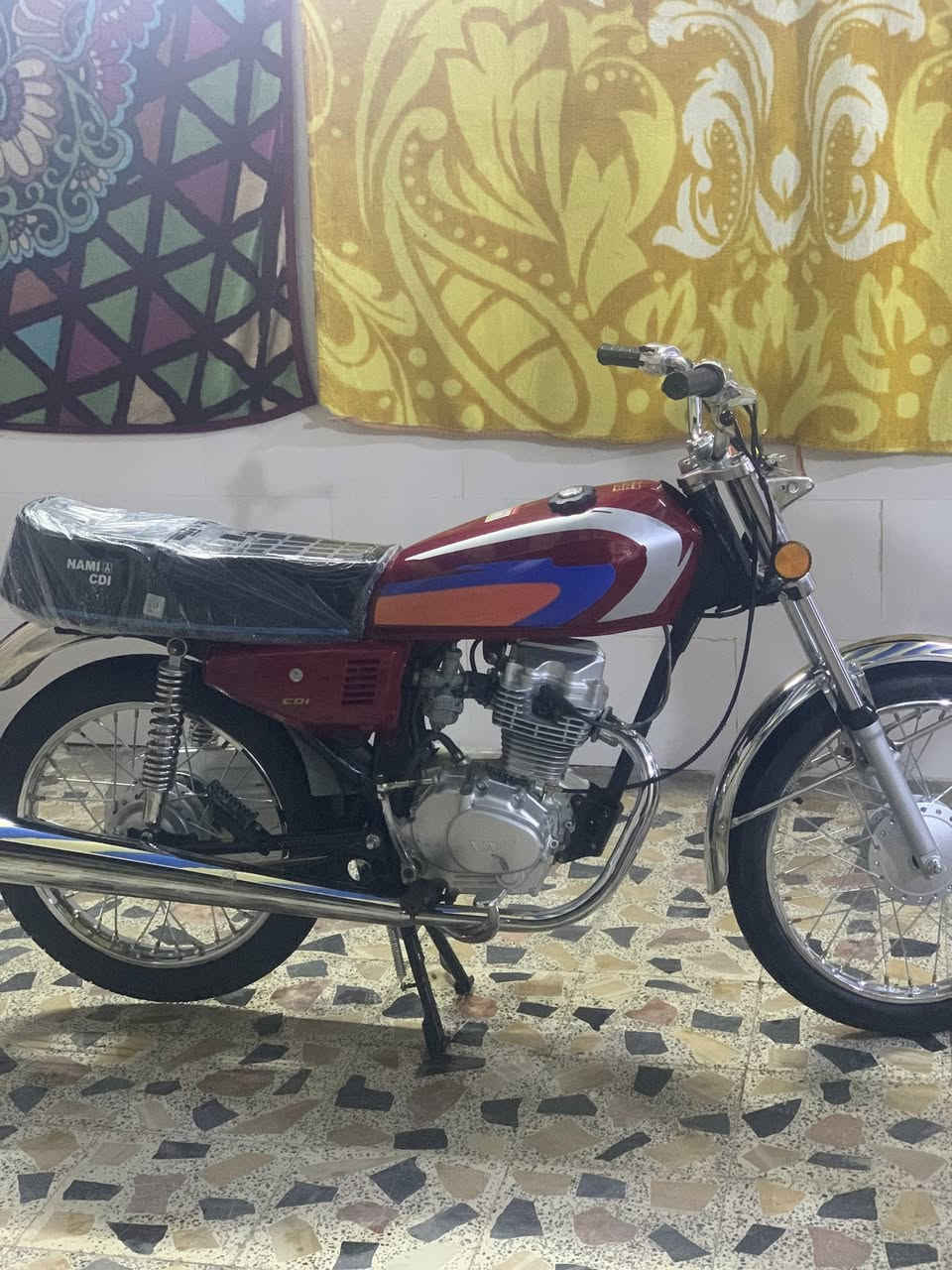 دراجه ايراني اوراقه كامله 7 وكيلها سيد خلدون مديل 13 طالعه ب14 الدراجه تعمير وغراضها كله لاصلي من سيد خلدون /***********
