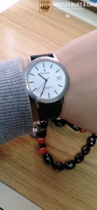 ساعة رجالي • سويسري • زجاج زافير