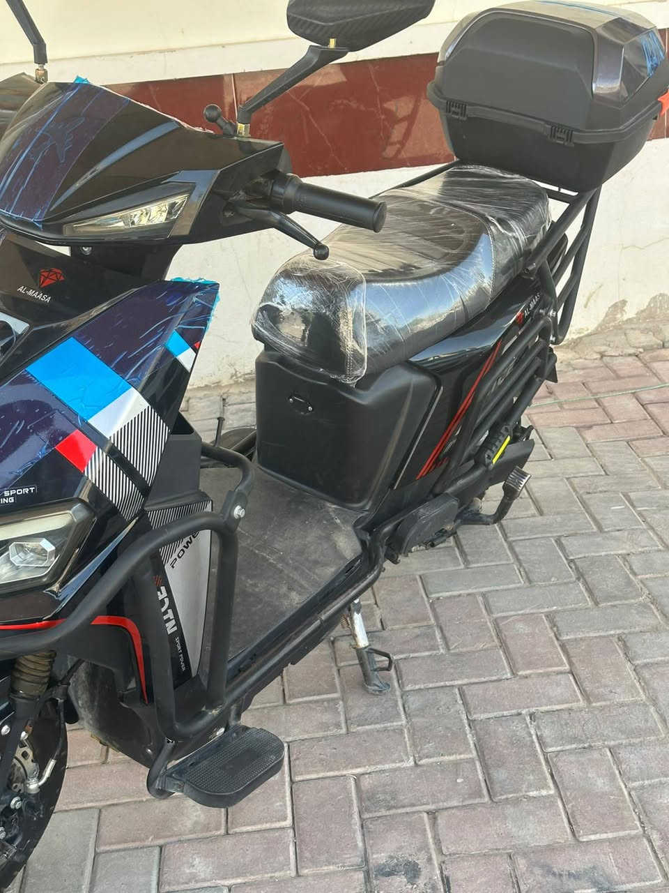 السلام عليكم للبيع موطور شحن شبح شركه الماسه 💎 6بطاريات أربع سرع سرعته 99 بطاريات ع فحص وين ما تريد نفحص الموطور حيل نضيف تجي بالواقع احلا من الصور السعر 650 وبي مجال العنوان الرمادي التأميم القادسيه الأولى للاتصال ***********
