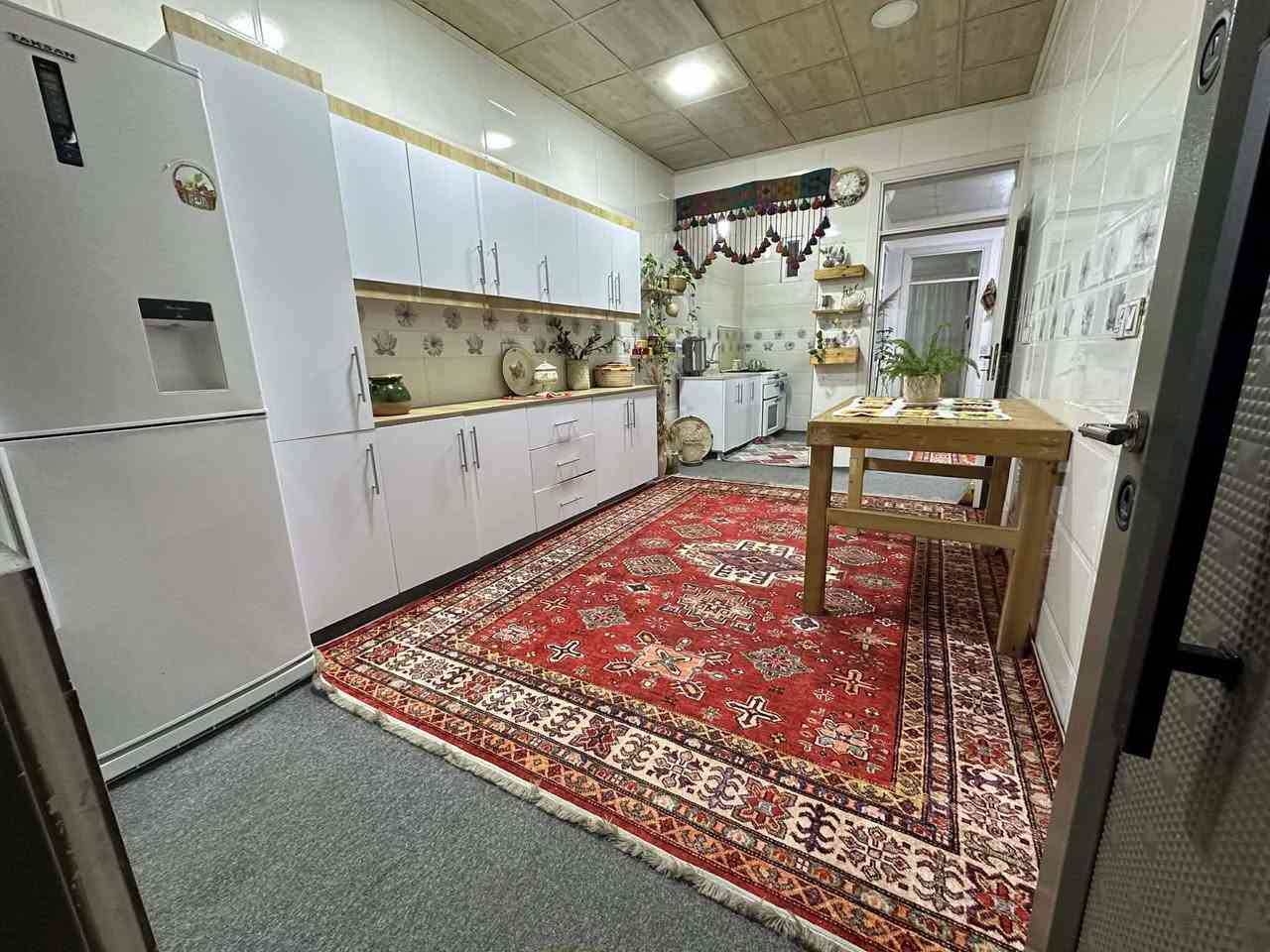 هات هات خانوی هەرزانو نایاب خانوویەکی زۆر هەرزان و گونجاو 
سلام علیکم نرخی زۆرهەرزان

#خانووی_نایاب بۆ فرۆشتن ⛪💒
ناونیشان 📍کەلار _ ناحیەی ڕزگاری (سموود) 

🔴 گەڕەکی ئاوباریک کۆتای قیرەکە 🌆🌃  
🔴ڕووبەری 7نیوو بە 20 = 150 مەترە 📏📐
🔴 طاپۆیەوبەشەردی تەحویل🖼️
🔴 شوێنێکی زۆۆر خۆش و دڵگیری هەیە. 
🔴 کامل ژوورەکانی 1.20 کاشییە ✅
🔴 کامل ژورەکانی سەقف سانەویە💭
🔴 نزیک هەمووخزمە گوزاریەک  🛍

🔴 ژوورەکانی ئەم خانووە پێکهاتووە لە ⬇️

🔵 میوان 🪑🚪
⚪ مساعد مطبخ 🍽️🫖
🔵هۆڵێک 🖼️
⚪دووژوری نوستن 🛋️🛏️
🔵ڕۆشنایی 🪟
⚪ مشتەمەلات 🛁🚿

بۆ زانینی نرخ 💵پەیوەندی بکەن بەم ژمارانەوە 📲📞📳

***********
***********

دەتوانن سەردانی
#نوسینگەی_ئازاد_لەسموود بکەن 

ناونیشانی نوسینگە ◀️ ڕزگاری جادەی نێو بازاڕ 🛣️
🔴 سەرووی شارەوانی سموود. 🌆🏣
🔴 ڕیزی  شیرینی خانەی زانا🍹🏢

ئێوەی بەڕێزیش هەر موڵکێکتان هەبوو بۆ فرۆشتن یان ویستان بیکڕن دەتوانن ڕەسم و زانیارییەکانتان بنێرن بۆ ژمارە ڤایبەری 📳✅
