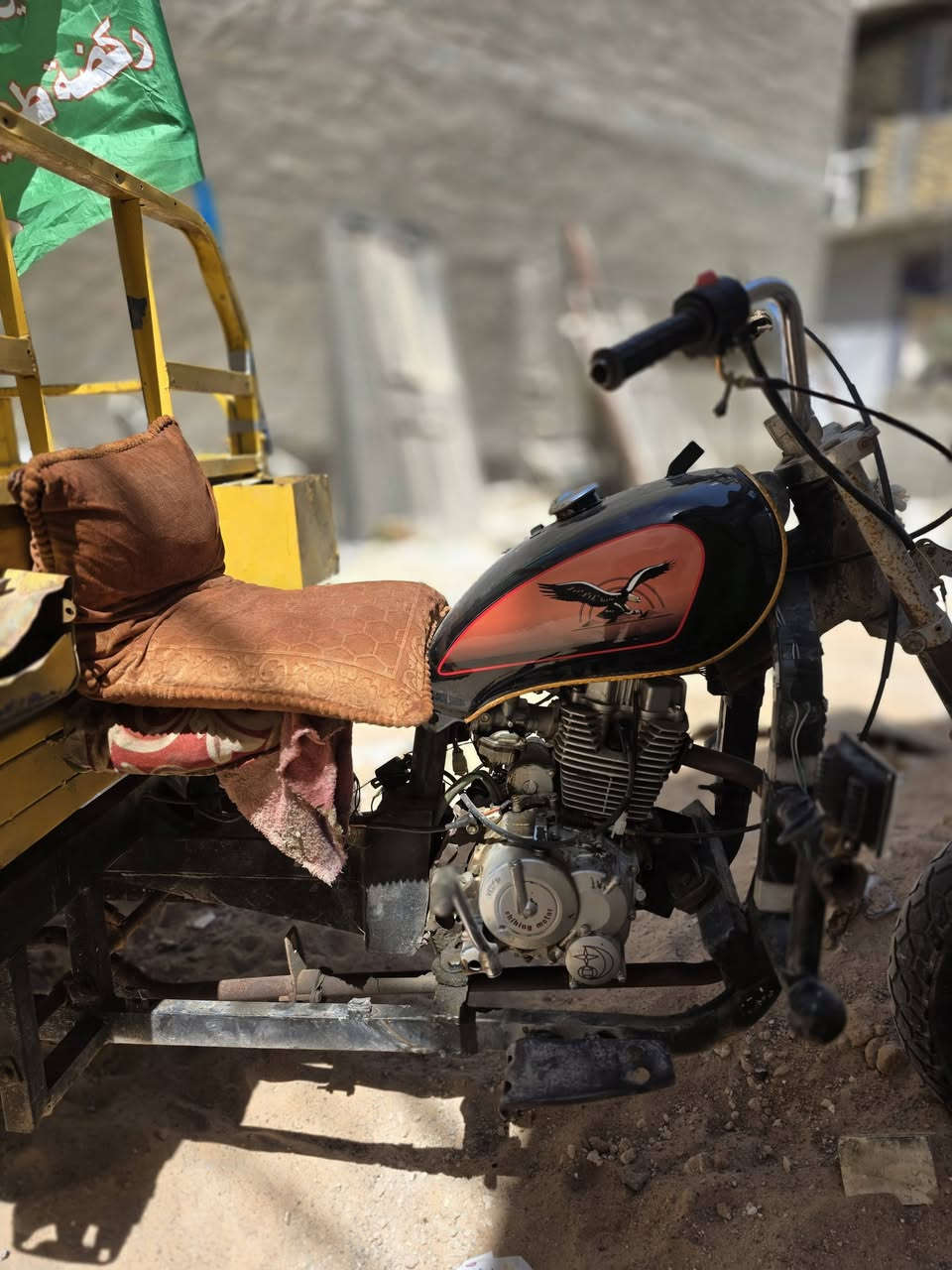سلام عليكم ستوتة للبيع
التواصل ‏‪***********‬‏
ناقصه بس دوسة بريك 
ستوتة نظيف بس ينراد دوسة بريك 
السعر 400,الف وبي مجال شي بسيط 
او مراوس ويا دراجة اربعة كير
