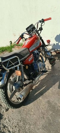 للبيع دراجة نظيفة للتواصل ع الرقم اني مكلف بلنشر ‏‪ 0773 820 2774‬‏