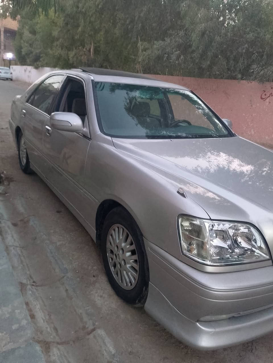 ملكه موديل 2002 مكفوله عدا جراد بسيط بالقماره والجنطه رقم كركوك الماني مفحوصه قرار 48 مامدفوع كمرك (السعر 85 وبيه مجال بسيط)
 🔸فول مواصفات
🔸تحوير نجف فوك وجوه
🔸اربع دكم
🔸فتحه 
🔸تبريد خلفي
🔸ستيرن كهرباء
🔸مري شفط+اشاره بالمرايه
🔸ثلاجه خلفيه
 🔸***********🔸
