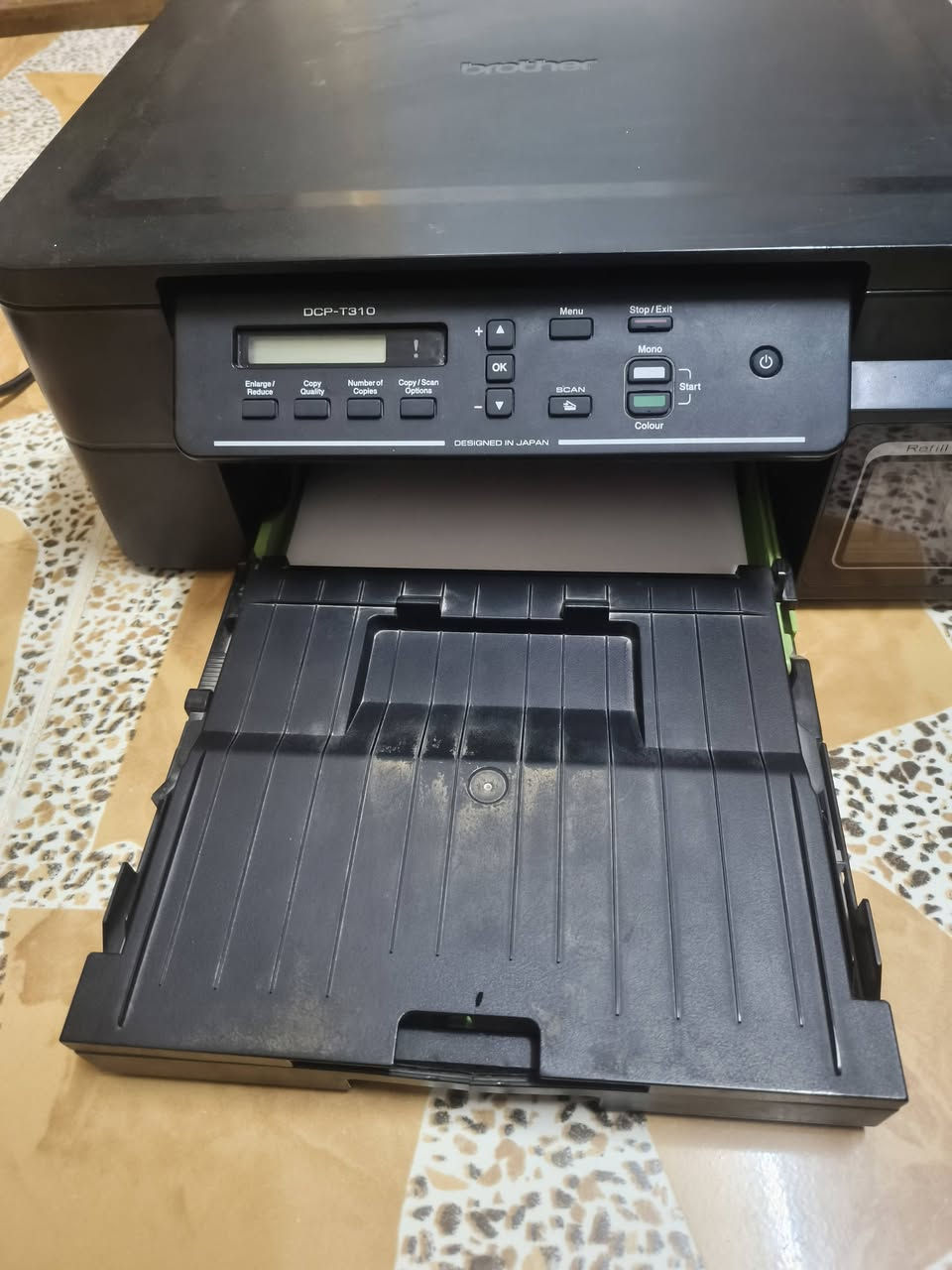 طابعه DCP_T310 نوع brother  للبيع
سعر 150الف مع كامل ملحقاته ونوع حبر سائل  للتواصل راسل خاص
مكان كركوك


**إذا كنت صاحب هذا الإعلان وتريد حذفه لأي سبب، رجاءا أرسل رسالة إلى الدعم الفني**