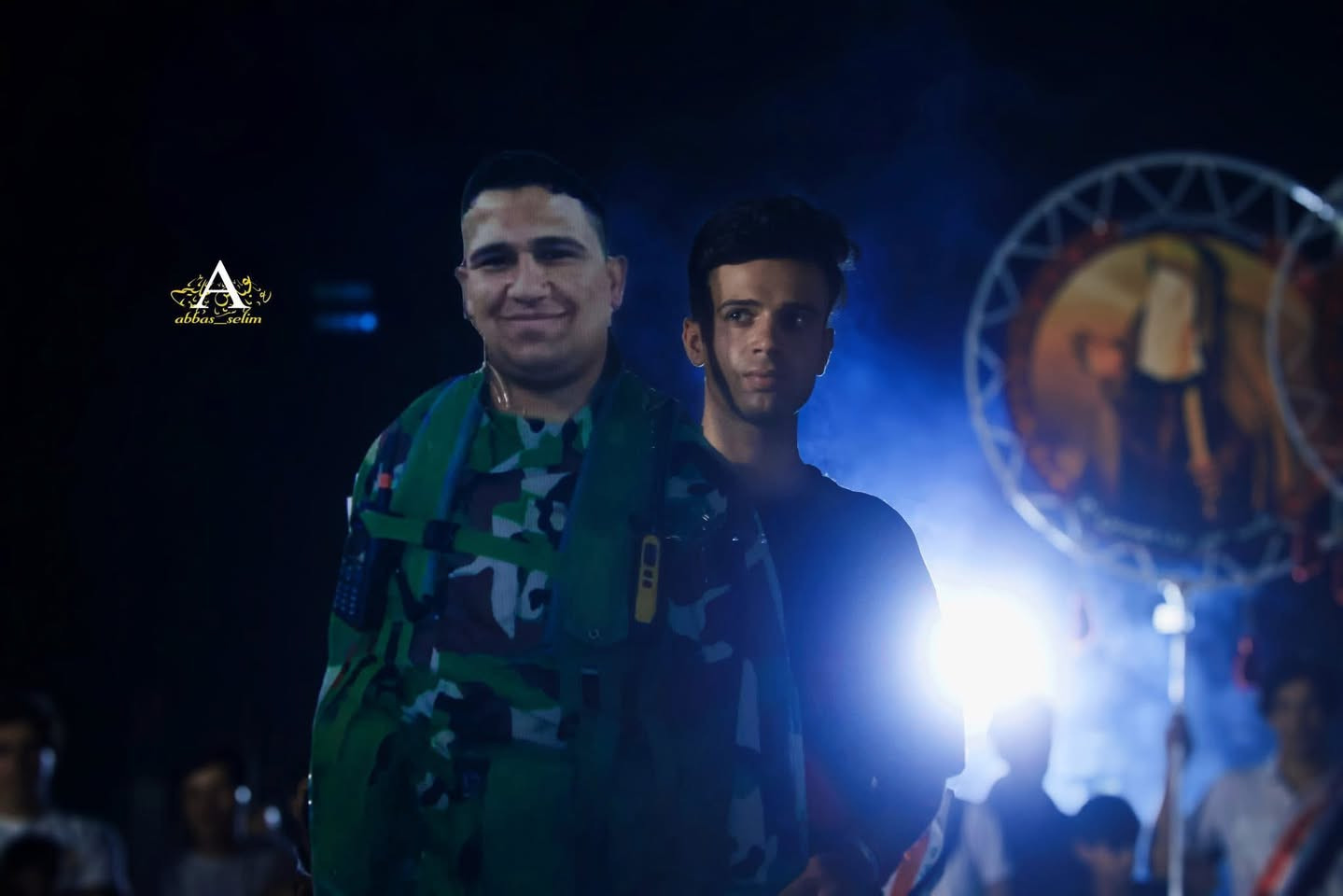 كامره كانونD70 غنيه عن التعريف مع عدسته سعرها 400 مستعجل على بيعته الشراي يدخل خاص او يتصل على الرقم *********** 
تصويره كدامكم
