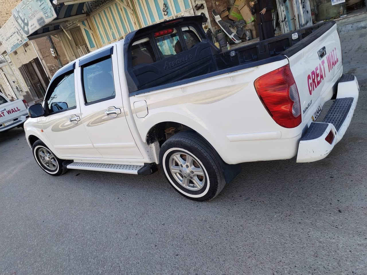 سلام عليكم كريت ويل موديل 2013 مكفوله من ضربه وتبديل رقم بغداد دولي سنويه مجدده 2030 كير محرك حداديه شركه السعر 70 وبيه مجال اتصال *********** العنوان الديوانية
