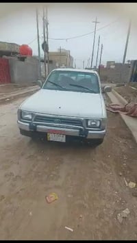 سياره تك لبيع 2001  شراي يتصل   07822979472