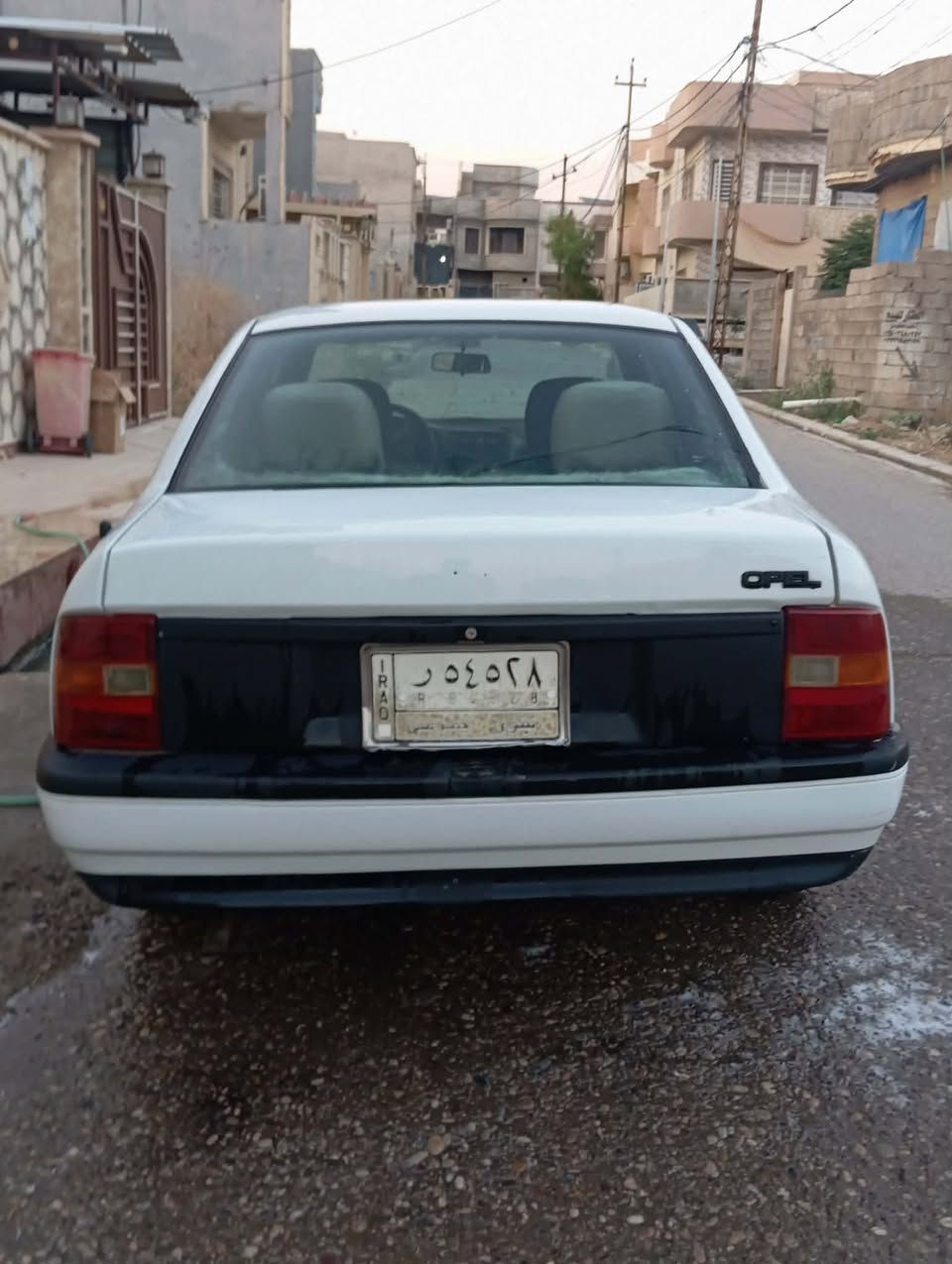 فكترا 16,,موديل 1992,,,بااسمي من شحن عندي لحد هسه على ايدي صبغ بيها دوائر خلفيه وتقريبن نص دوسات آني شرعي محرك بدايه نفخ السعر 45 كابون بانزين ..بيع نقد ما أبيع اقصاد ولا معارض ***********
