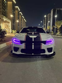 تشارجر وايد بودي • اوتوماتيك • محرك قوي