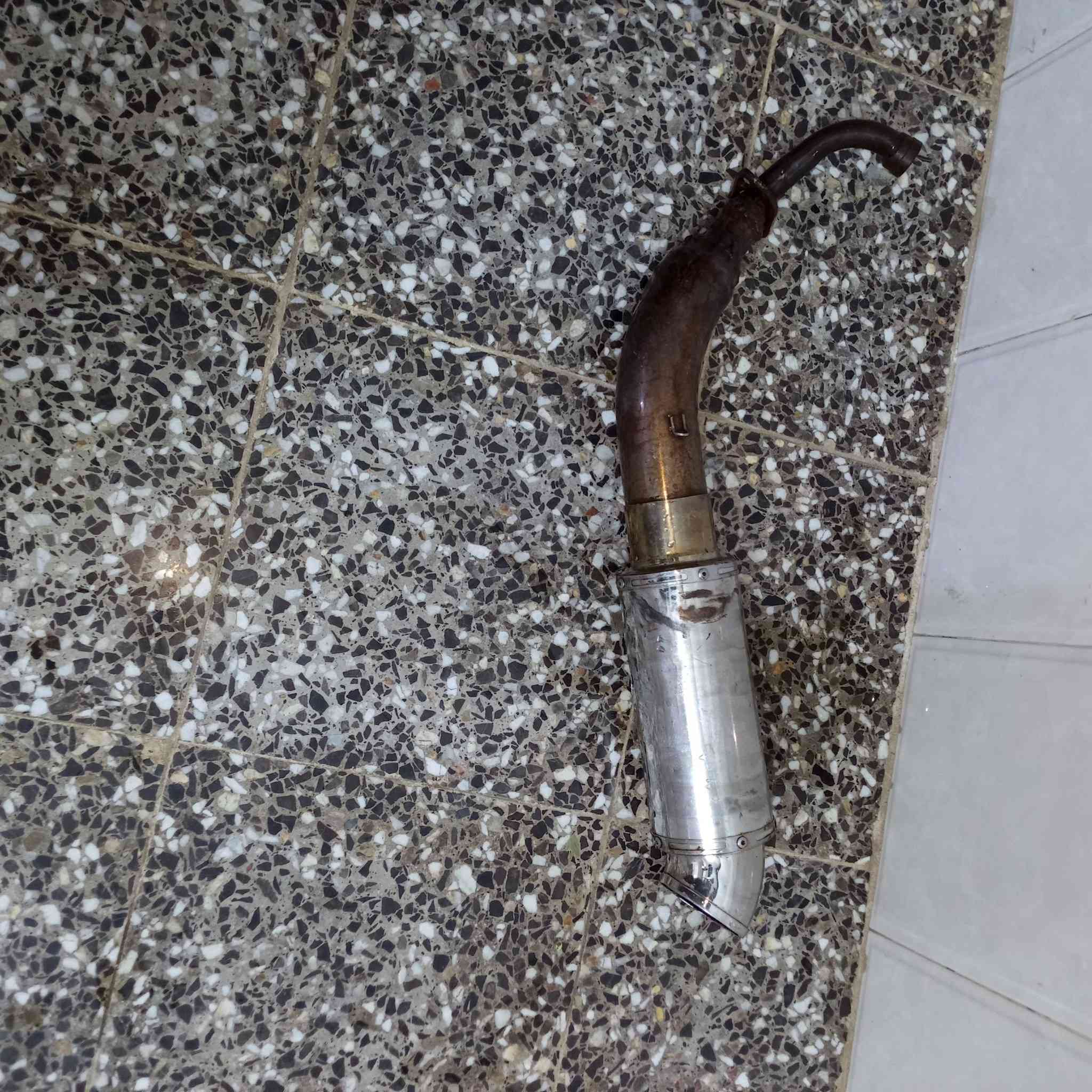 صالنصة البيع مكاني بغداد حي النصر ***********
