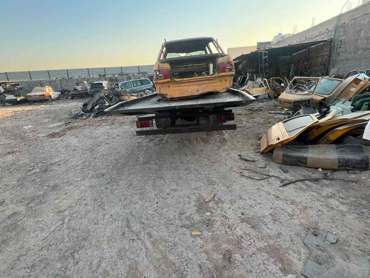 سلام عليكم كرين سطحيه للبيع رقم بغداد تحويل مباشر موديل 92للاستفسار ***********
