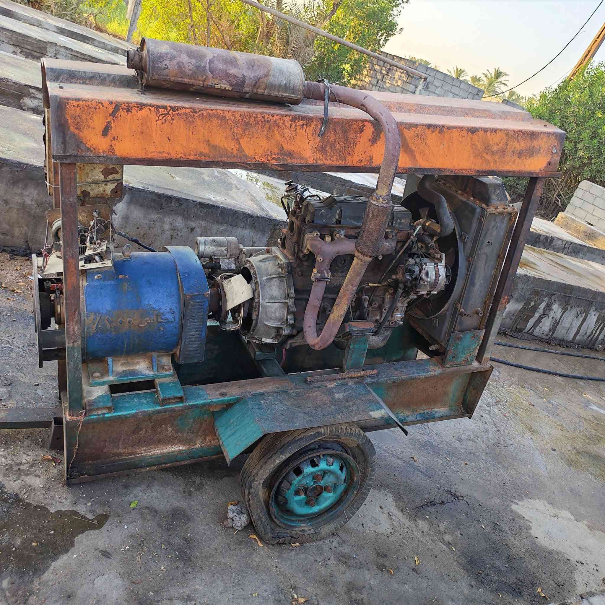 سلام عليكم
مولدة كيا 2701 كاملة وشغالة للبيع 30كيفي خيط بخار بيها ***********
