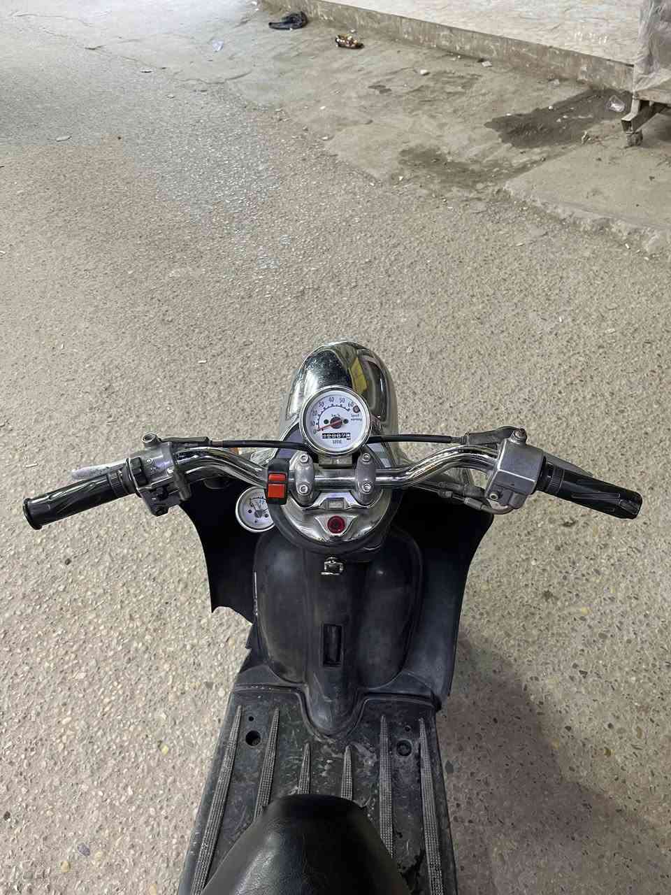 دراجه مصريه للبيع شغاله من طول لطول ماعوزه شي شغاله سلف هندر الدراجه ما مفتوح ولا ملعوب براغيها ابد دوم شرط تفحص الدراجه وين ما جان وتاخذ وتروح نضافه تشوفها بعينك عنوان الدراجه ناصريه مركز للتواصل خاص ***********
